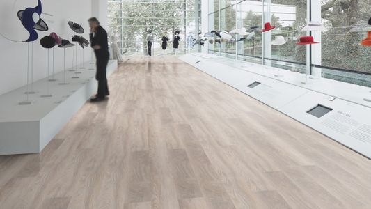 Дизайн плитка ПВХ Forbo - Effekta Professional Creme Rustic Oak PRO (4021 P)