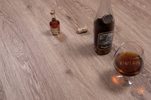 Виниловый ламинат Vinilam - Cork Дуб Бравос (4018У)