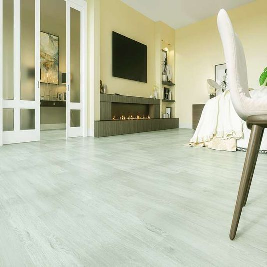 Кварцевый ламинат Home Expert Natural - Дуб Зимний лес (1028-29)