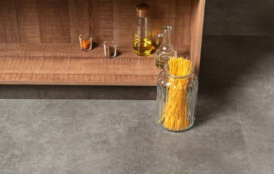 Виниловая плитка Vinilam - Ceramo (клеевой) Цемент стальной
