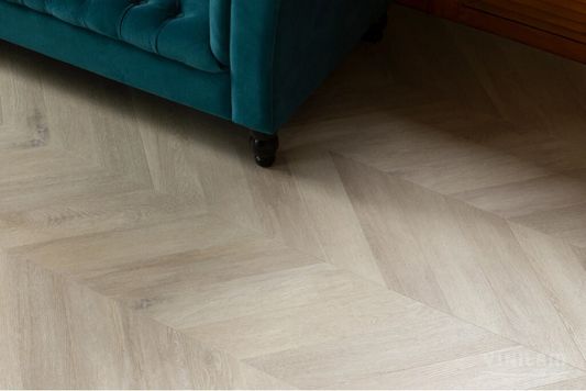 Виниловый ламинат Vinilam - Parquet Chevron Шеврон Сезар (RI4445118CL4-2.5)