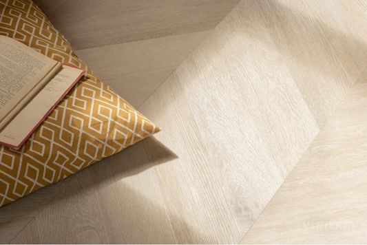 Виниловый ламинат Vinilam - Parquet Chevron Шеврон Сезар (RI4445118CL4-2.5)