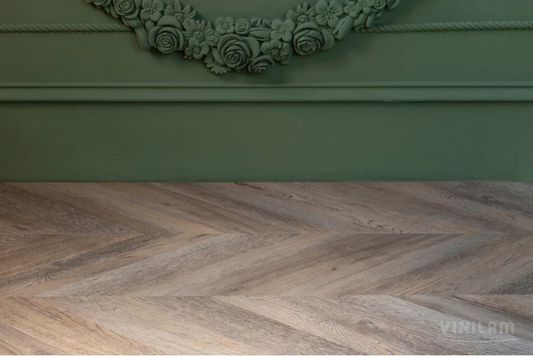 Виниловый ламинат Vinilam - Parquet Chevron Шеврон Шампань (RI153616CL4-2.5)